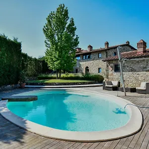 https://mhateria-relais.it-tuscanyhotel.com