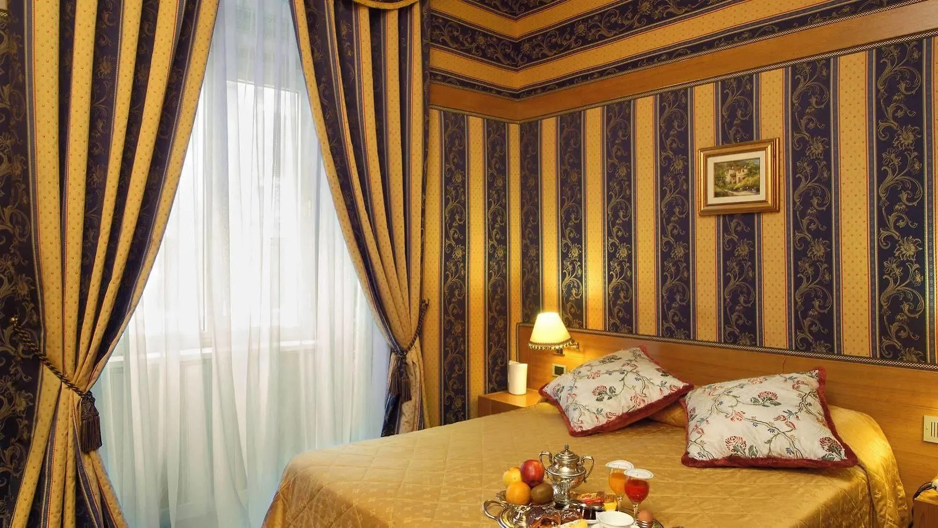 Lh Hotel Andreotti contacts